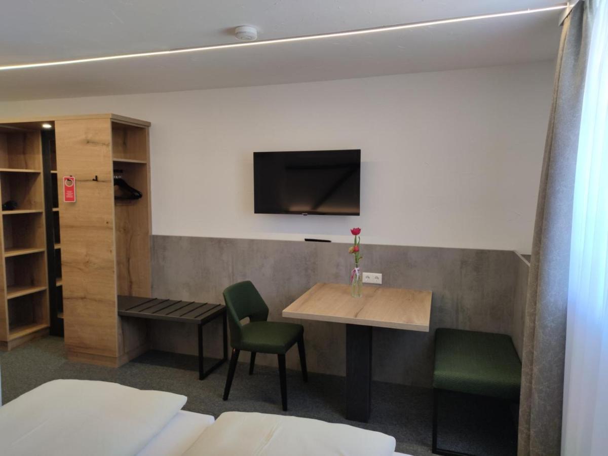 Hotel Zur Post E.K. ไวเชนเฟลด์ ภายนอก รูปภาพ